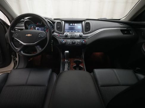 Used 2014 Chevrolet Impala LT FWD image 5