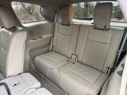 Used 2013 INFINITI JX35 AWD w/ Premium Pkg image 20