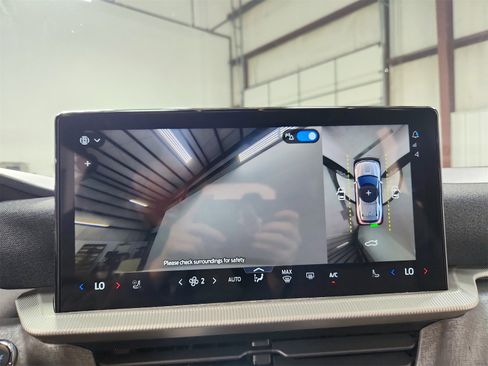 New 2026 Ford Explorer Platinum image 29