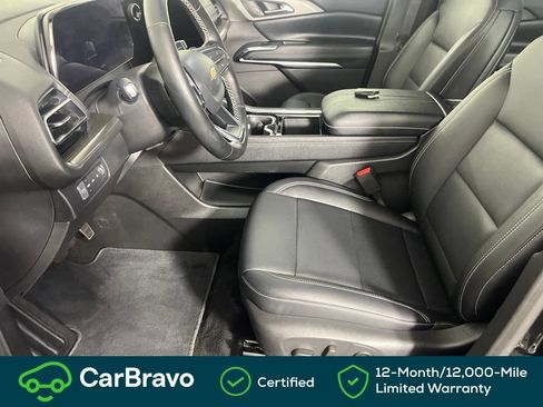 Used 2026 Chevrolet Traverse LT AWD/4WD image 17