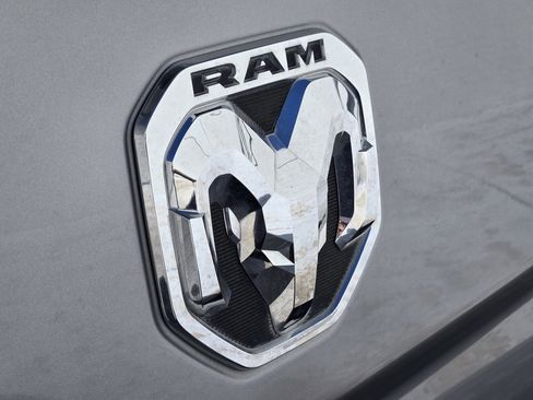 Used 2022 RAM 2500 Limited image 12