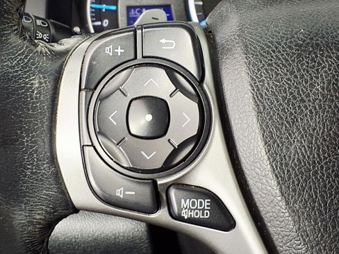 Used 2014 Toyota Camry SE FWD image 17