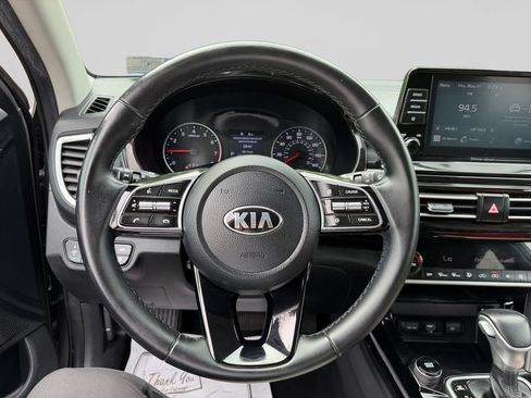 Used 2021 Kia Seltos EX AWD/4WD image 13