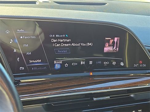 Used 2021 Cadillac Escalade ESV Premium Luxury image 18