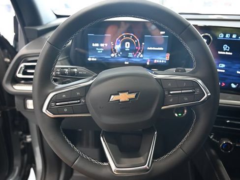 New 2026 Chevrolet Traverse LT w/ LPO, Floor Liner Package FWD image 22
