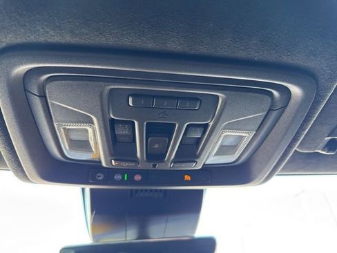 Used 2024 GMC Sierra 3500 Denali Ultimate image 28