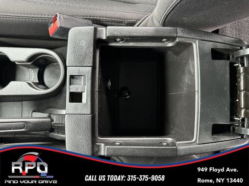 Used 2015 Jeep Wrangler Sport AWD/4WD image 15