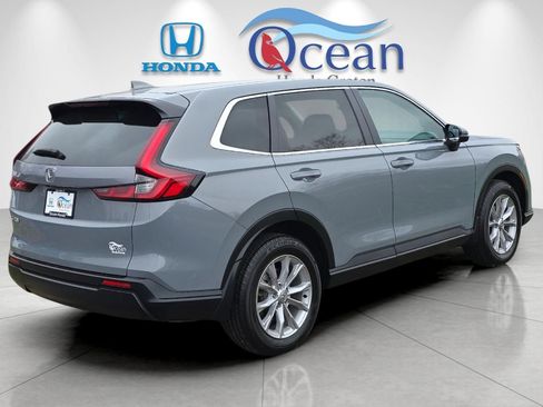 Used 2023 Honda CR-V EX image 3