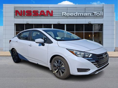 New 2025 Nissan Versa SV w/ Trunk Package image 1