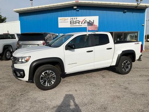 Used 2022 Chevrolet Colorado Z71 AWD/4WD image 1