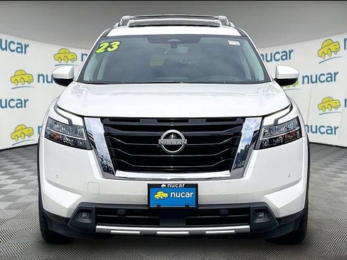 Used 2023 Nissan Pathfinder Platinum w/ Cargo Package AWD/4WD image 2