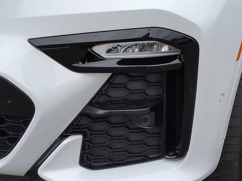 Certified 2022 BMW X7 xDrive40i w/ M Sport Package image 11