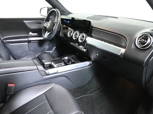 Certified 2022 Mercedes-Benz GLB 250 4MATIC image 24