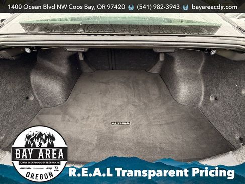 Used 2024 Nissan Altima 2.5 SV FWD image 24