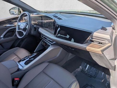 Certified 2025 Audi Q5 Premium w/ Premium Plus AWD/4WD image 25