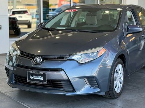 Used 2015 Toyota Corolla LE image 3