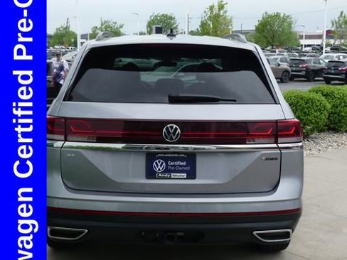 Used 2025 Volkswagen Atlas SE AWD/4WD image 5