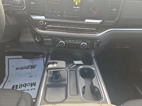 Certified 2025 GMC Sierra 1500 Elevation image 11