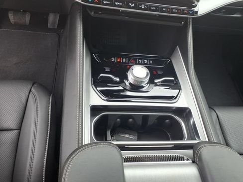 New 2026 Jeep Grand Wagoneer L Limited AWD/4WD image 15