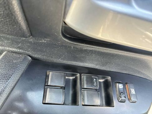 Used 2018 Toyota Tundra SR5 AWD/4WD image 15