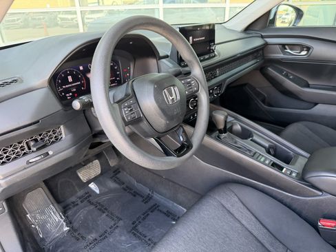 Used 2023 Honda Accord LX image 28