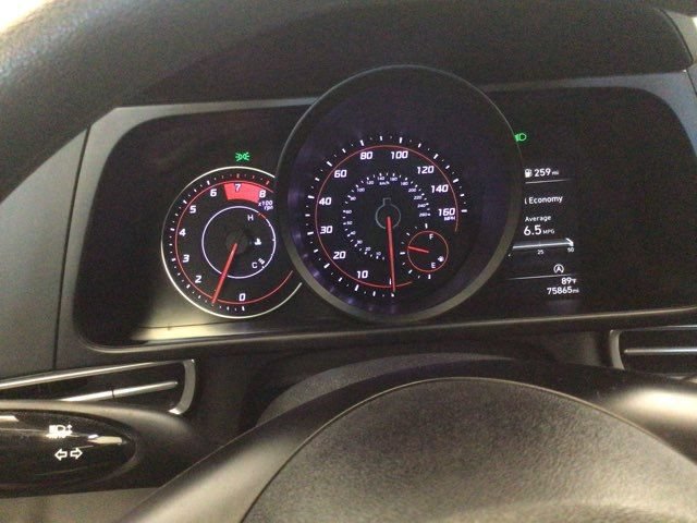 Used 2023 Hyundai Elantra SE FWD image 20