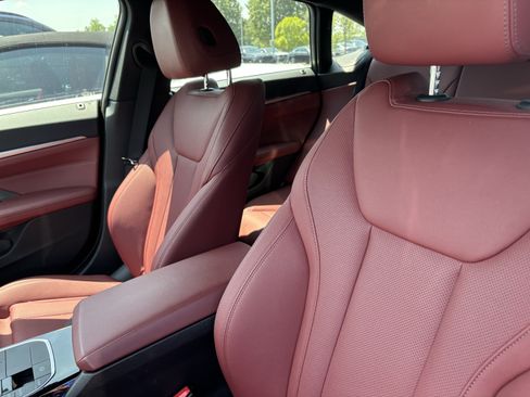 Used 2023 BMW i4 eDrive35 RWD image 32