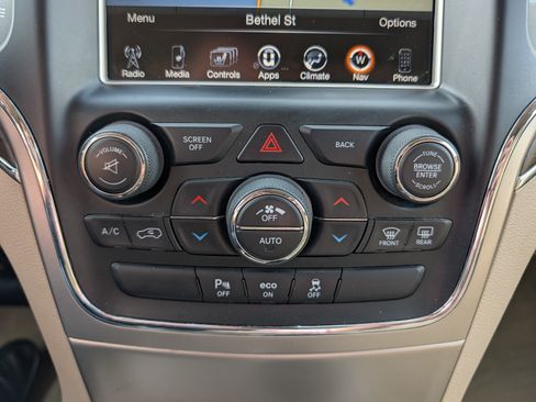 Used 2014 Jeep Grand Cherokee Overland w/ Trailer Tow Group IV image 26