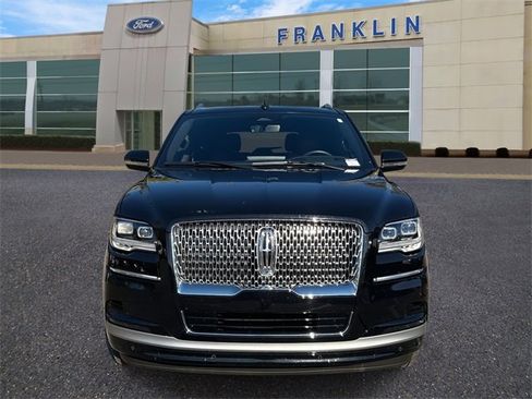 Certified 2024 Lincoln Navigator Reserve image 2