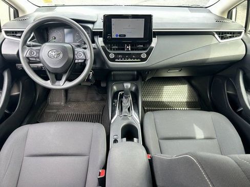 Used 2024 Toyota Corolla LE AWD/4WD image 27