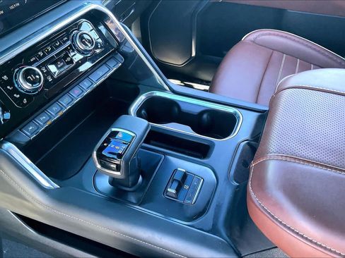 Certified 2025 GMC Sierra 1500 Denali Ultimate image 15