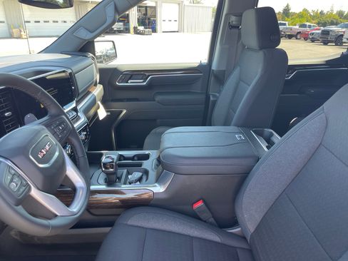 New 2026 GMC Sierra 1500 Elevation w/ Preferred Package image 12