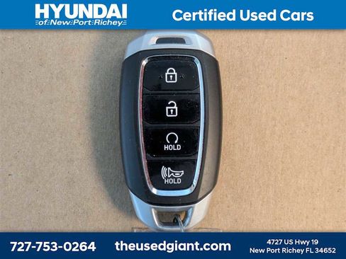 Certified 2024 Hyundai Venue SEL image 32