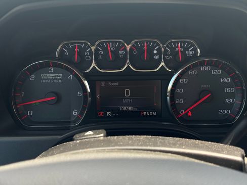 Used 2016 GMC Sierra 1500 SLE w/ All-Terrain Package AWD/4WD image 11