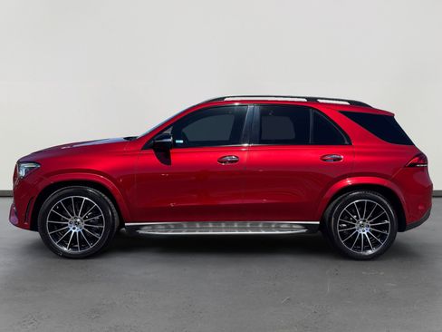 Used 2021 Mercedes-Benz GLE 450 4MATIC image 2