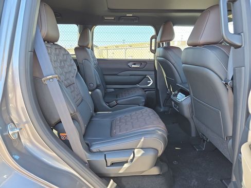 New 2026 Nissan Armada Platinum AWD/4WD image 14