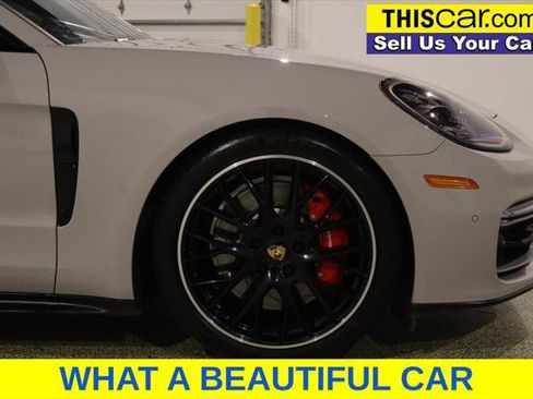 Used 2022 Porsche Panamera GTS AWD/4WD image 10