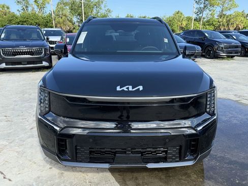 New 2026 Kia EV9 GT-Line image 9