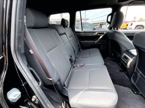 Used 2021 Lexus GX 460 Premium w/ Premium Package AWD/4WD image 38