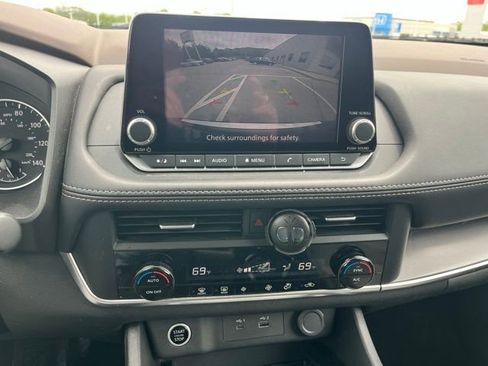 Certified 2023 Nissan Rogue SV AWD/4WD image 20