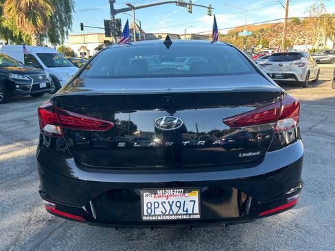 Used 2020 Hyundai Elantra Limited w/ Cargo Package (C1) image 4