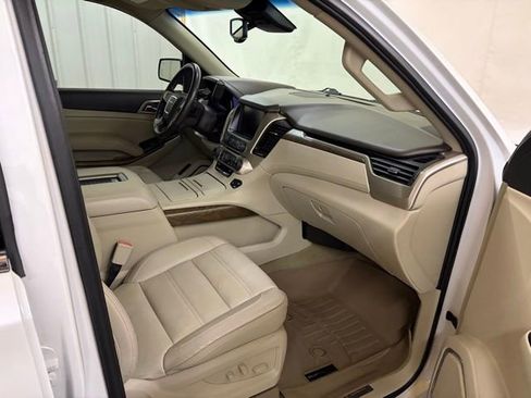 Used 2018 GMC Yukon XL Denali AWD/4WD image 29