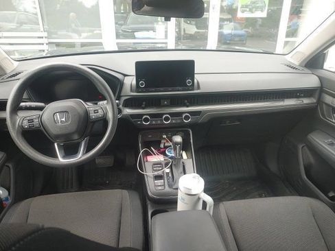 Certified 2023 Honda CR-V EX image 6
