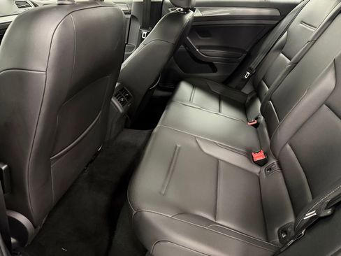 Used 2019 Volkswagen Golf Alltrack SE image 20