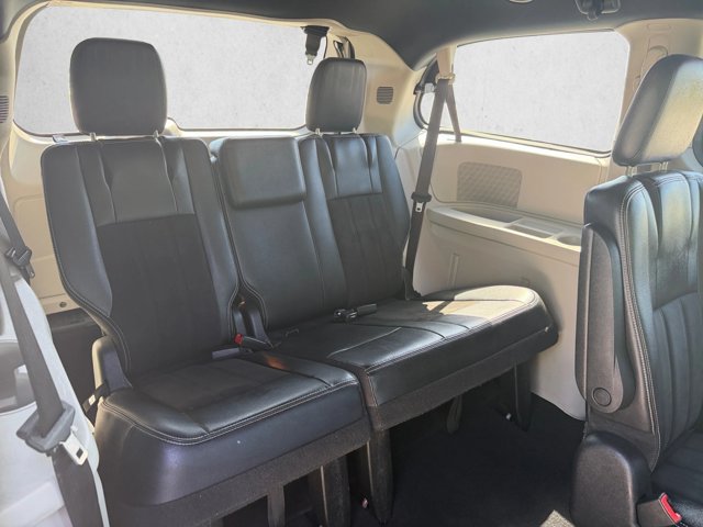 Used 2019 Dodge Grand Caravan SXT FWD image 20