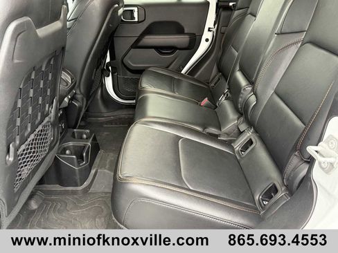 Used 2023 Jeep Gladiator Mojave w/ Cold Weather Group image 29