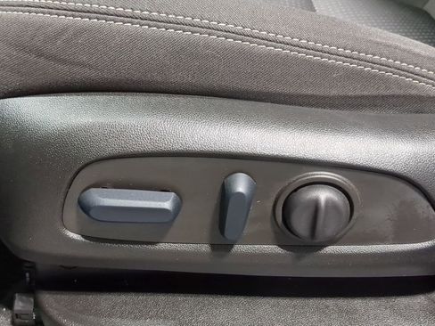 Used 2022 GMC Terrain SLE w/ Driver Convenience Package image 24