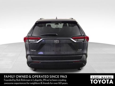 Used 2025 Toyota RAV4 XLE image 8