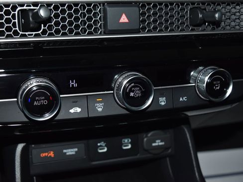 Used 2025 Honda Civic LX image 13