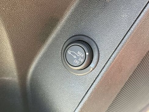 Used 2024 Chevrolet Equinox LT w/ LPO, Floor Liner Package FWD image 52